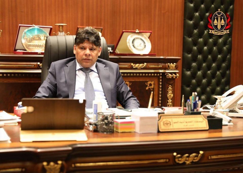 Al-Sour imprisons the director of Waha Bank for deliberately granting credit facilities in the amount of one billion and 225 million